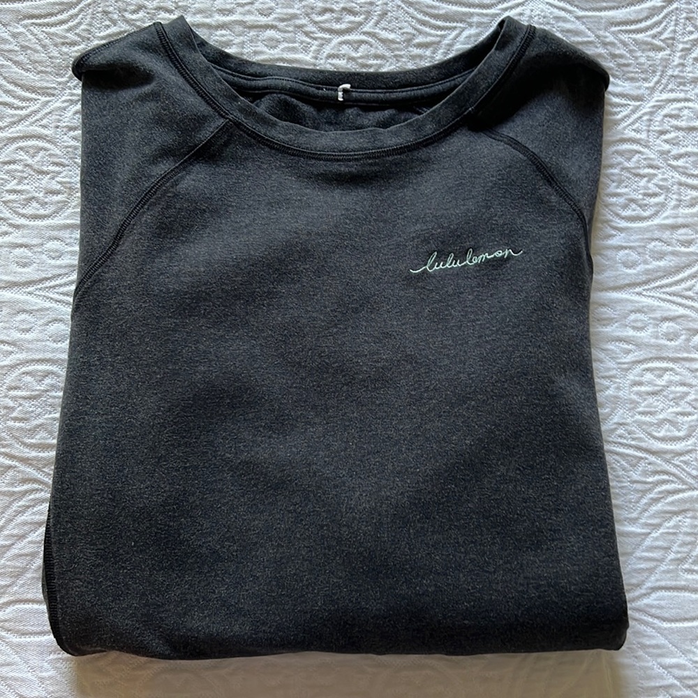 Lululemon crewneck